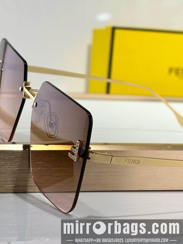 Fendi Glasses smh101