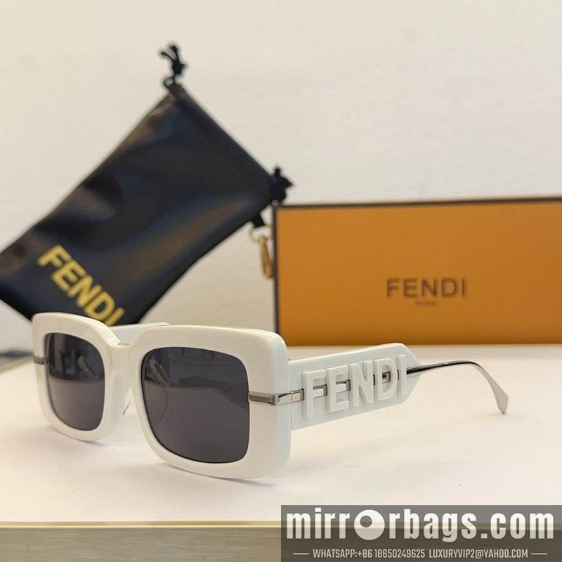 Fendi Glasses smx145
