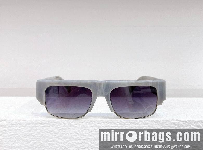 DG Glasses 010217