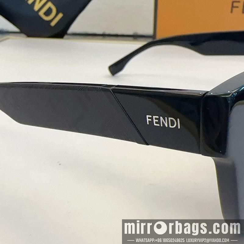 Fendi Glasses smx144
