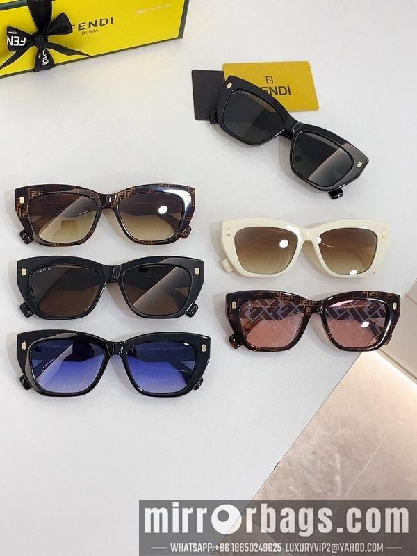 Fendi Glasses smh34