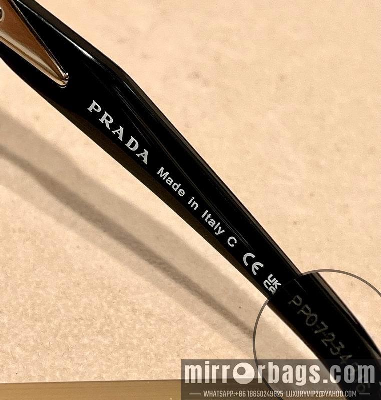 Prada Glasses smr69