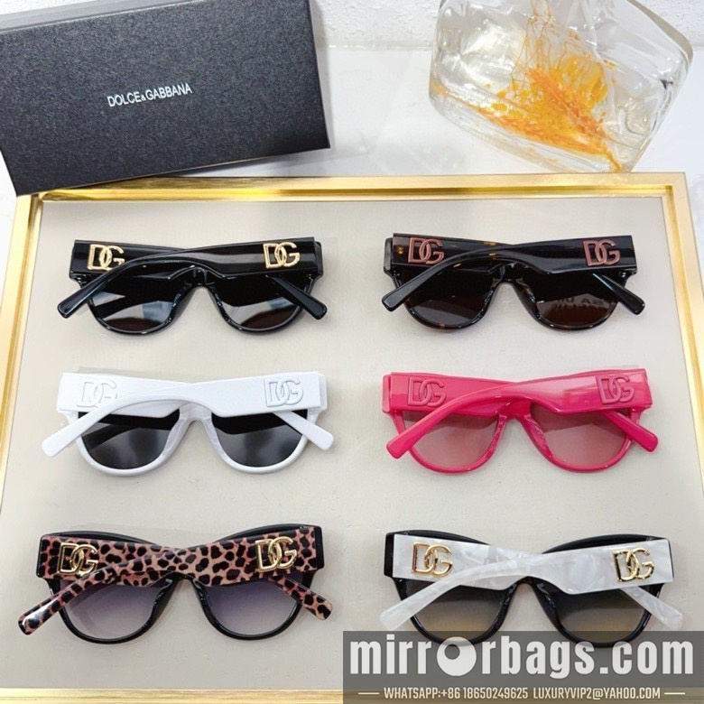 DG Glasses 010204