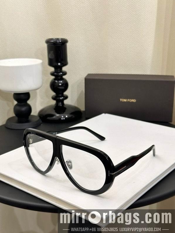 Tom Ford Glasses smx140