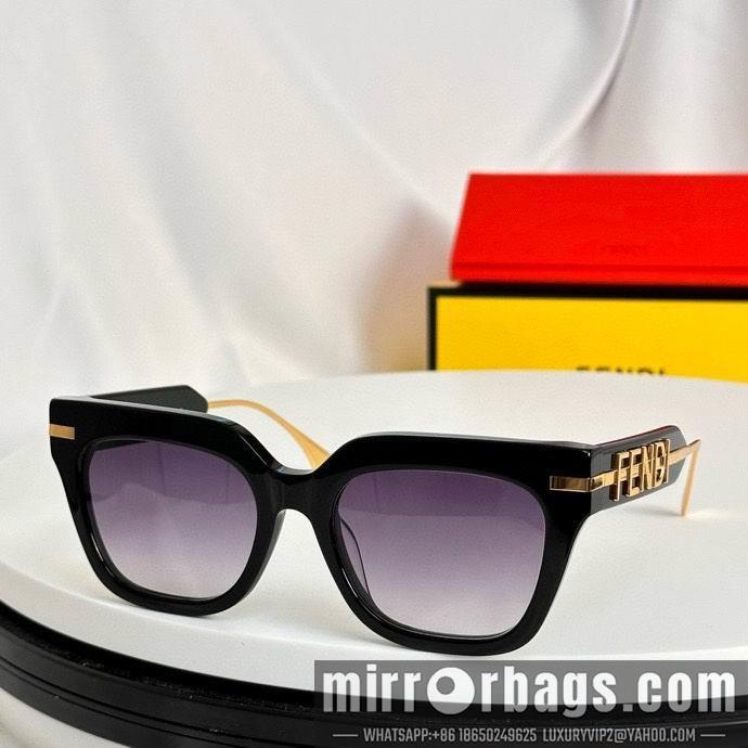 Fendi Glasses smx63