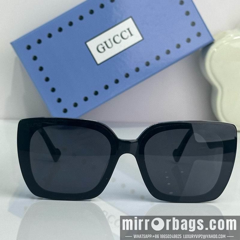 Gucci Glasses smx83