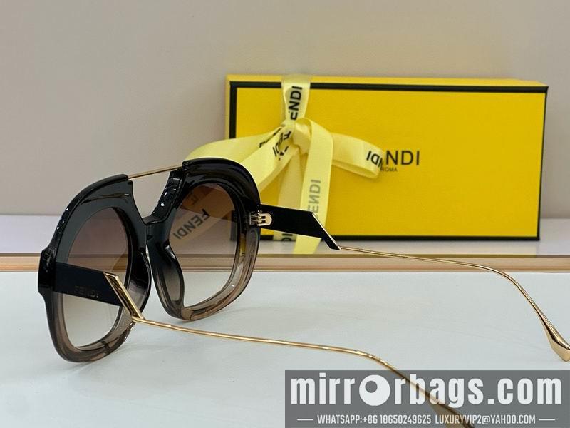 Fendi Glasses smx55
