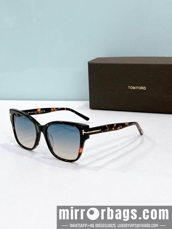 Tom Ford Glasses smx157