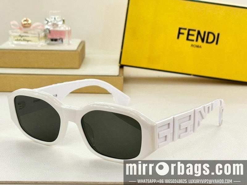 Fendi Glasses smx105