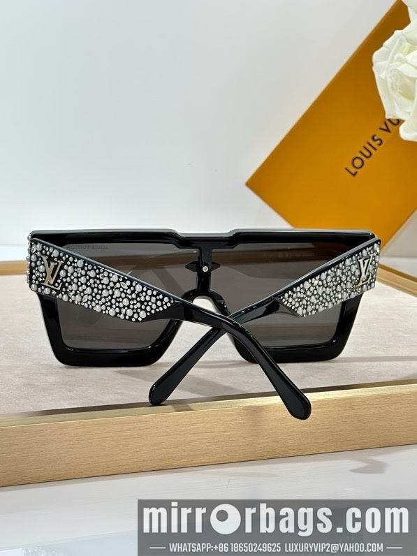 LV Glasses smx192