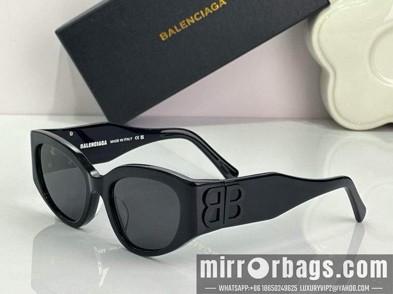 Balenciaga Glasses smx70
