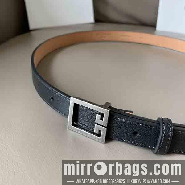 Givenchy Belt 20mmX95-115cm 8L01