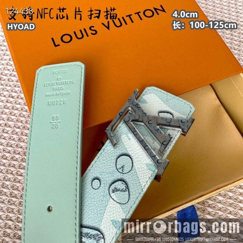 LV belt 40mmX100-125cm 8L56