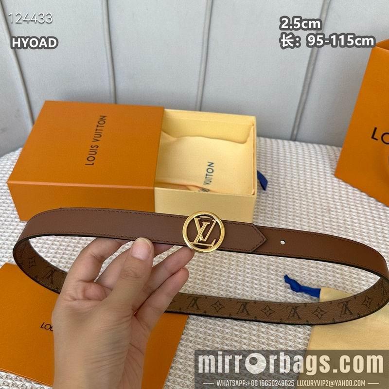 LV belt 25mmX95-115cm 8L14