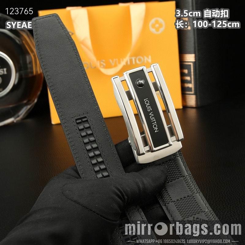 LV belt 35mmX100-125cm 8L62