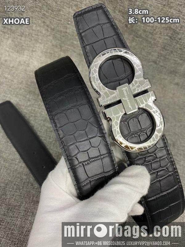 Ferragamo belt 38mmX100-125cm 8L18