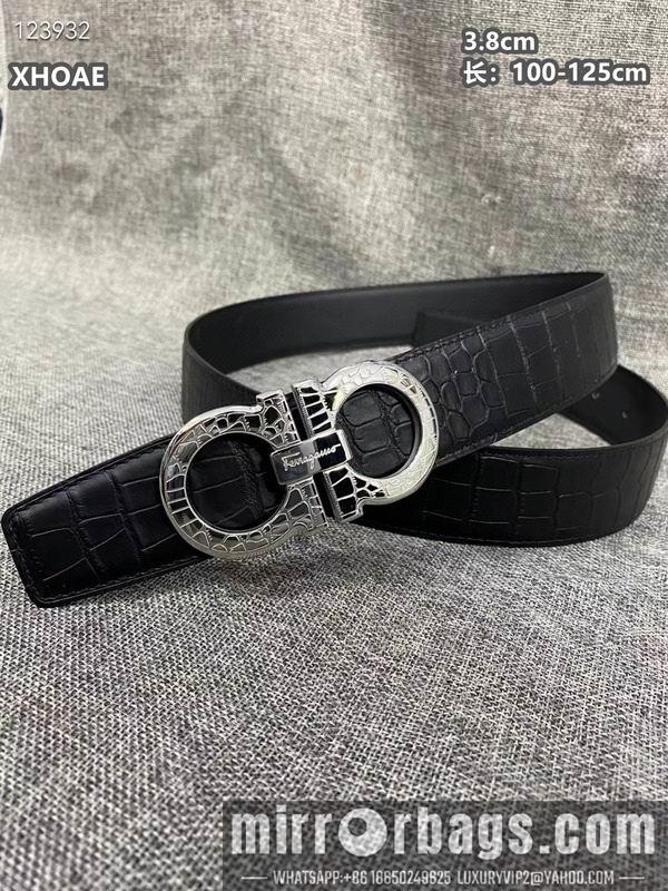Ferragamo belt 38mmX100-125cm 8L18
