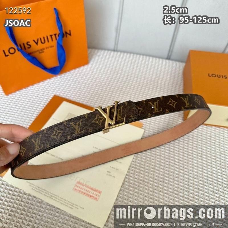 LV belt 25mmX95-125cm 8L17