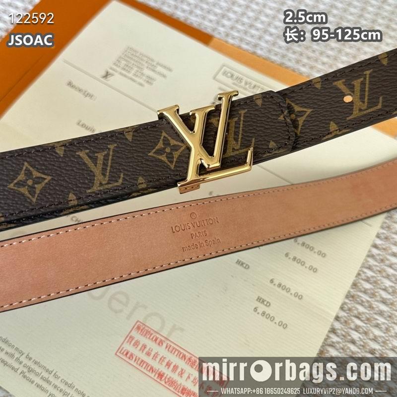 LV belt 25mmX95-125cm 8L17