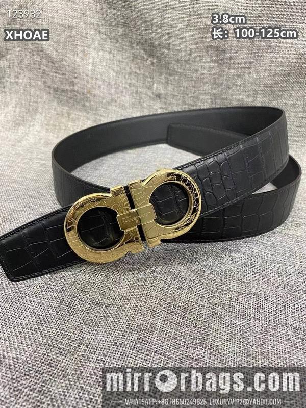 Ferragamo belt 38mmX100-125cm 8L18