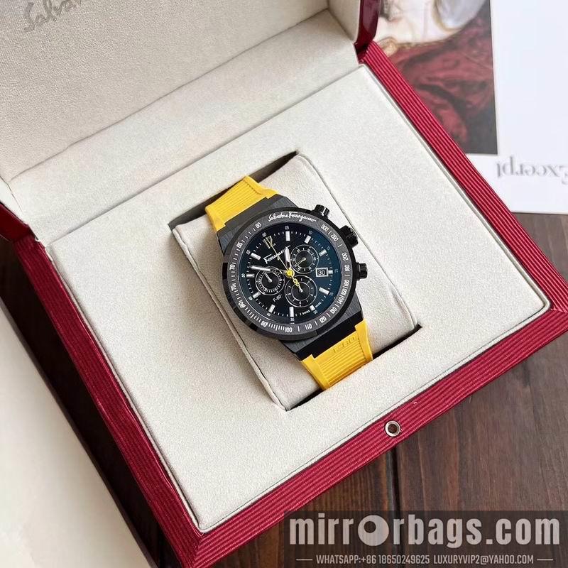 Ferragamo 43mm 032444