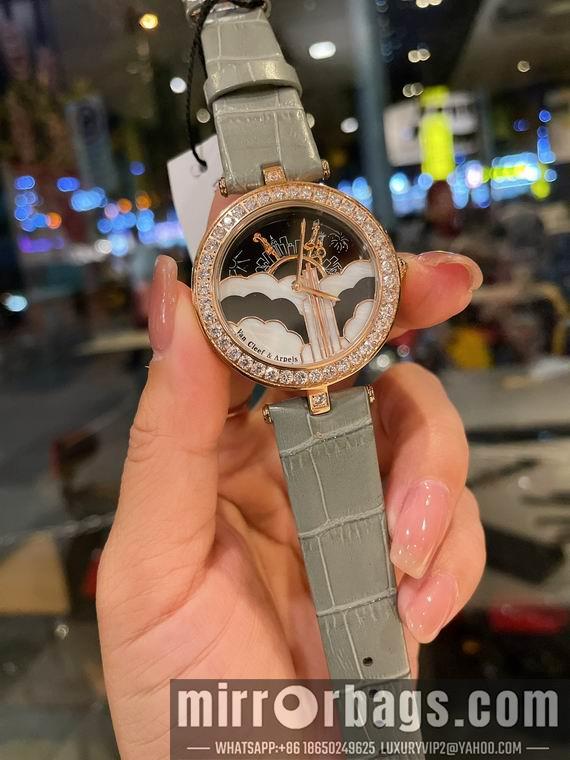 Van Cleef Arpels watch 01