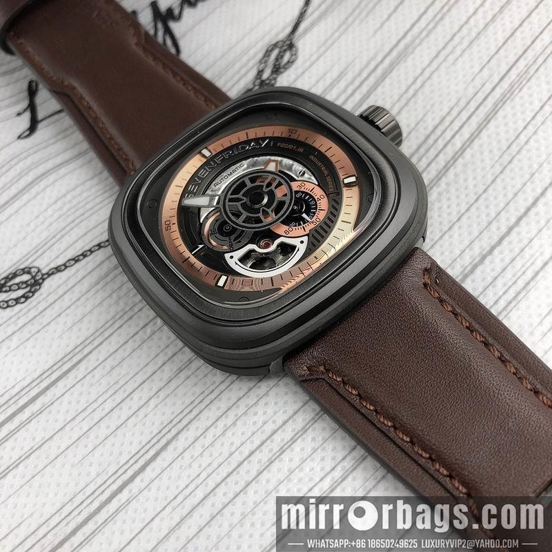 Seven Friday 47X47mm 0321109
