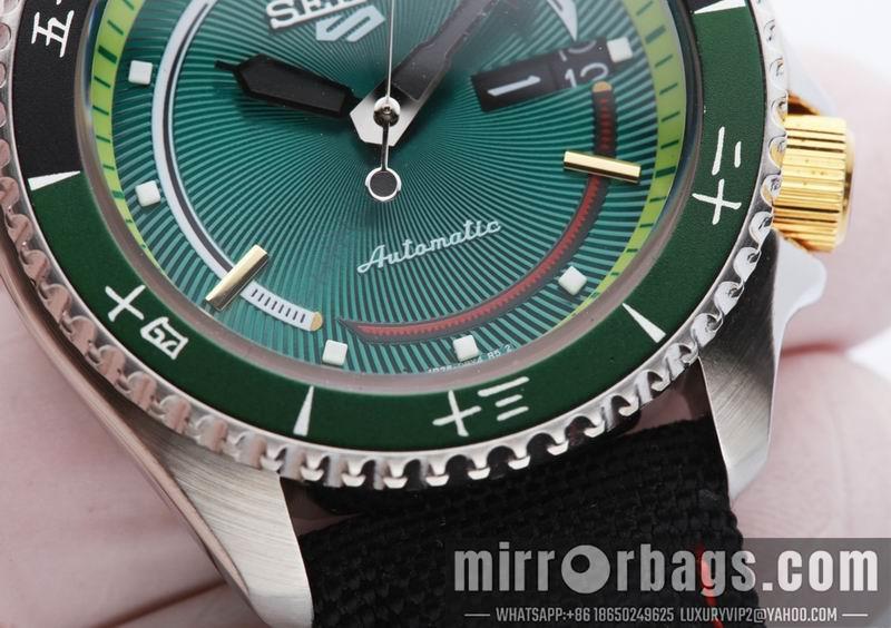 Seiko 42.5X13.4mm 031758