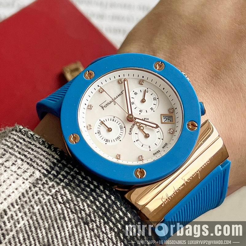 Ferragamo 40mm 080648