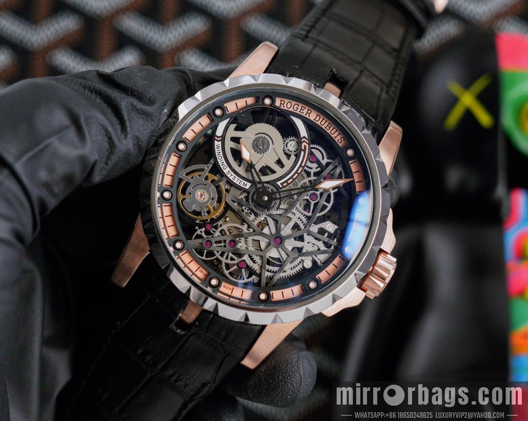 Roger Dubuis watch M08