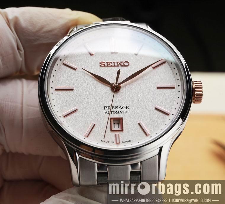 Seiko men 40.5mm M01