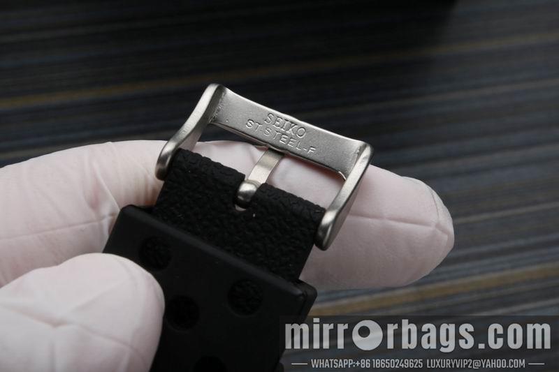Seiko 43.3X13mm 072802
