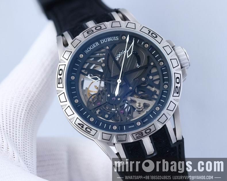 Roger Dubuis watch M18