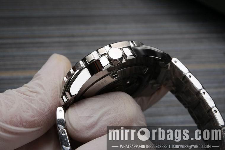 Seiko men 43mm M04
