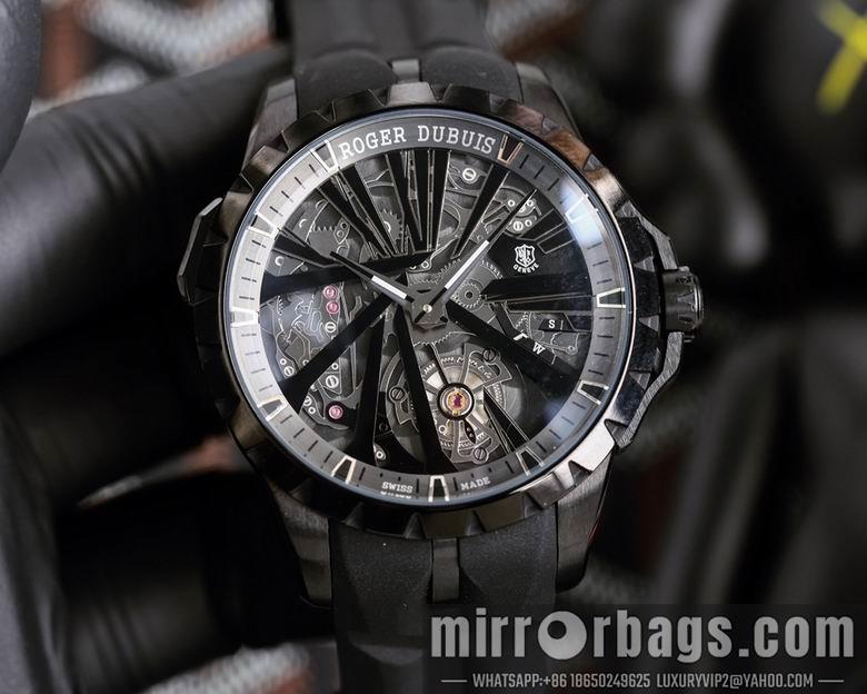Roger Dubuis 46mm M13