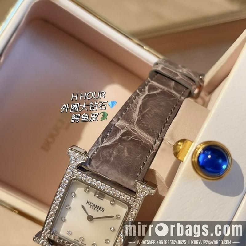 Hermes 26X26mm 022359