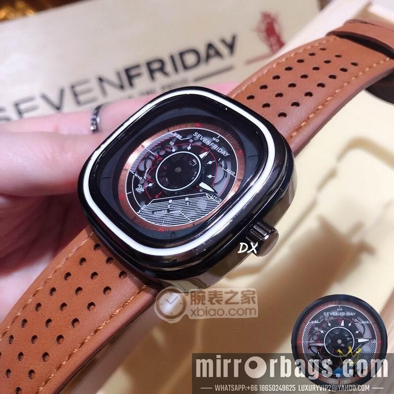 Seven Friday 47x47mm 2nms19