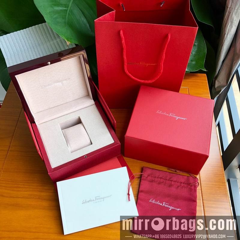 Ferragamo 38mm 032447