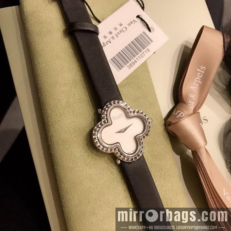 Van Cleef & Arpels 30X30mm 022468