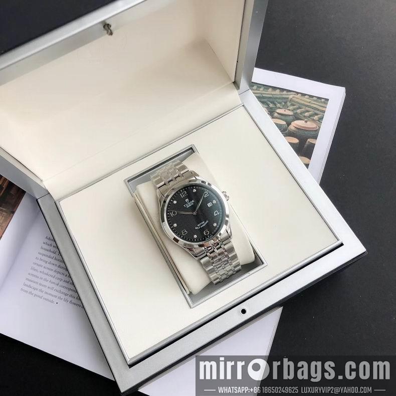 Tudor men watch 110402