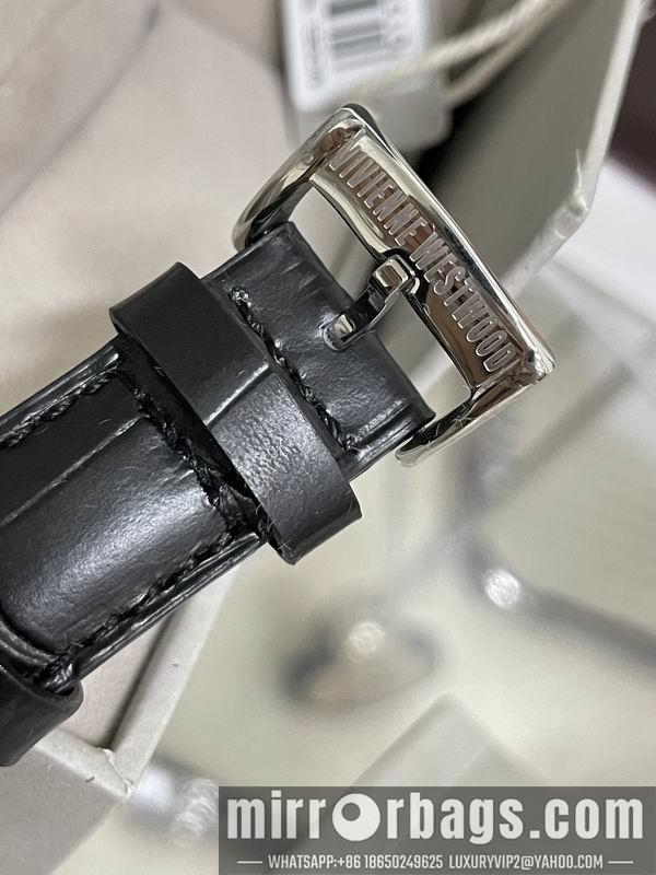 Vivienne Westwood 39mm 041637
