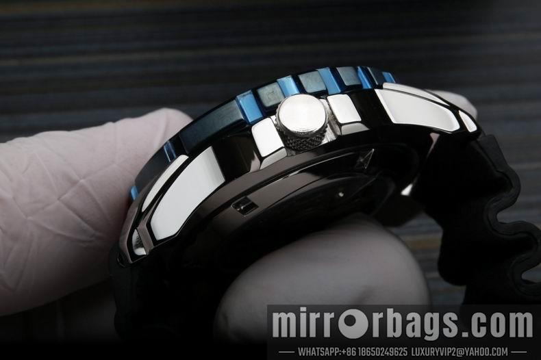 Seiko men 43.3X13mm 092102