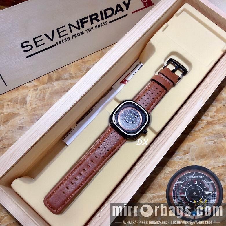 Seven Friday 47x47mm 2nms19