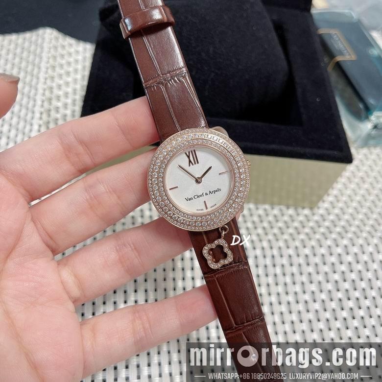 Van Cleef & Arpels 32x8mm 11nms27
