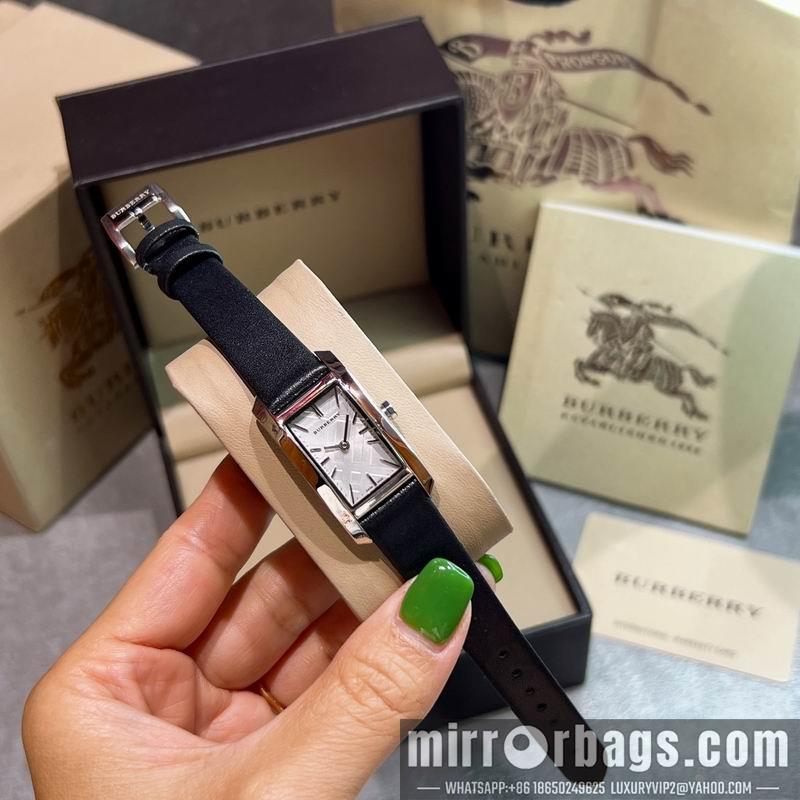 Burberry 19X30mm 060319