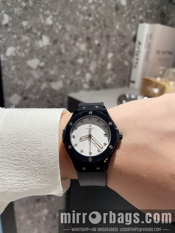 Hublot 36mm 052211