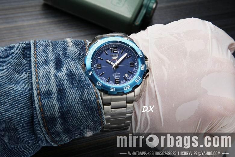 Seiko 43.3x13mm 2nms31