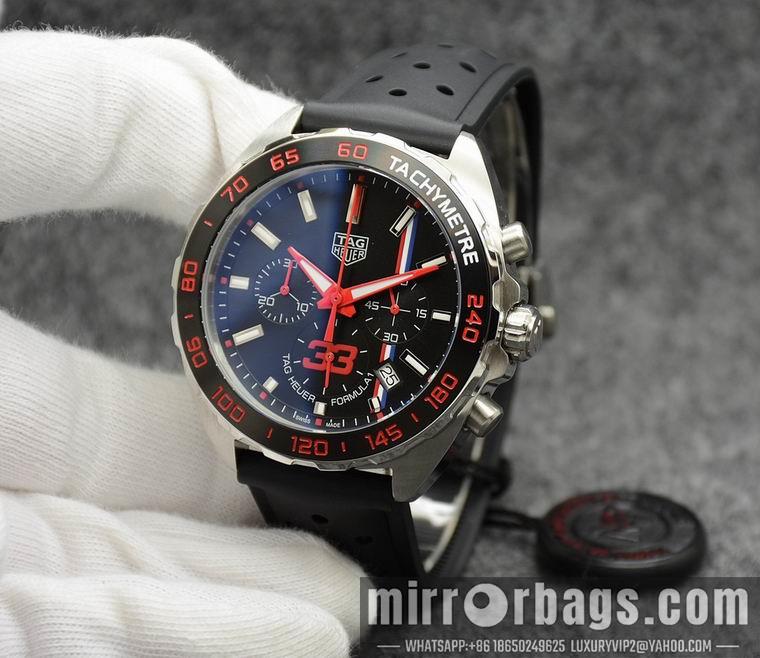 Tag Heuer men 44X16mm M17