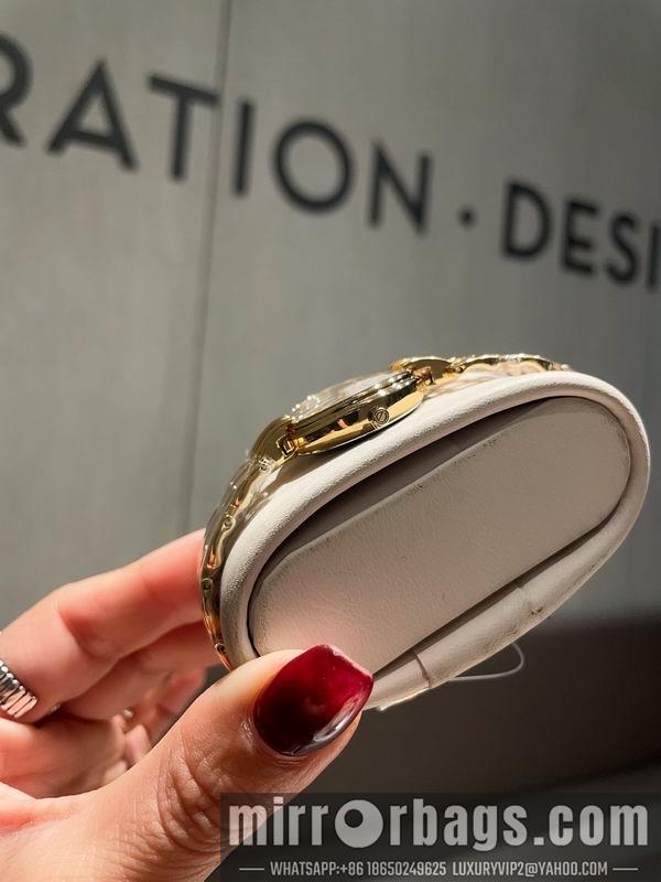Dior watch 031102