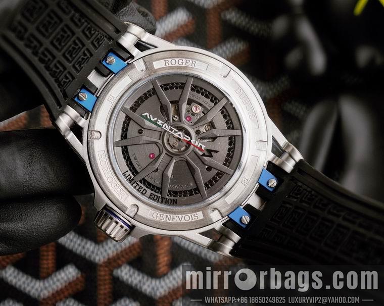 Roger Dubuis 46mm M05
